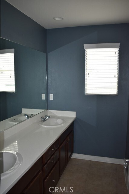 Building Photo - 7795 Poppy Ln