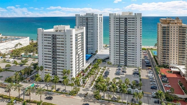 Building Photo - 1880 S Ocean Dr