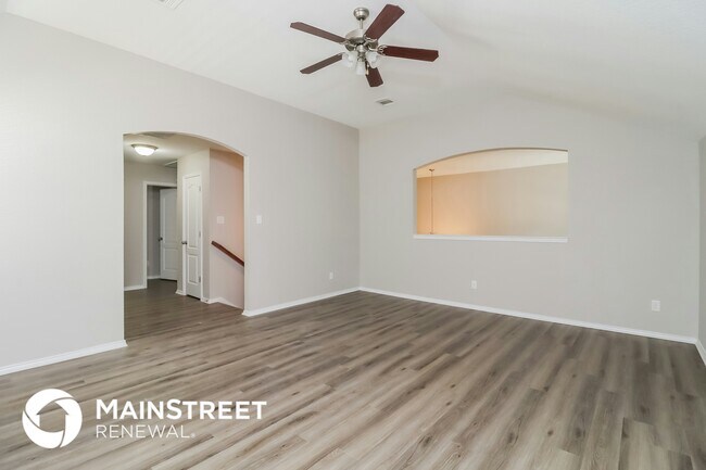 Building Photo - 8249 Summerview Ct
