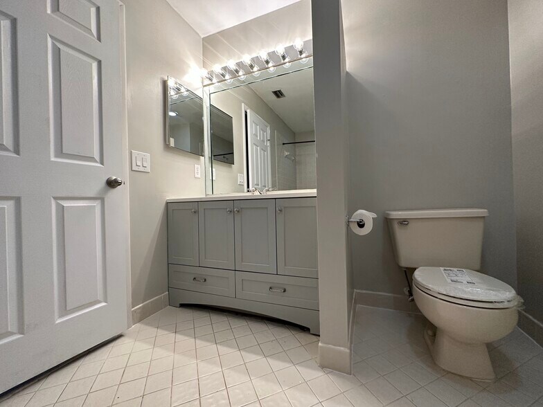 Master Bathroom - 6016 NW 91st Way
