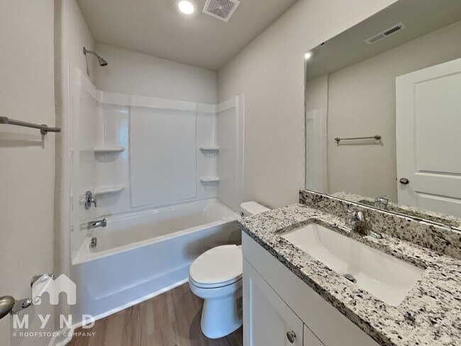 Building Photo - 428 Ivy Bank Dr