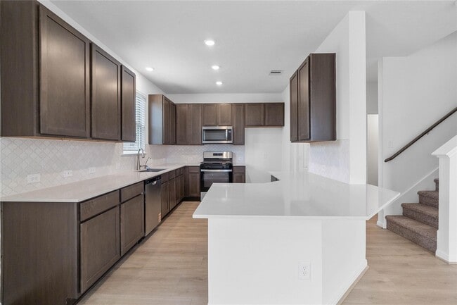 Building Photo - 8119 Leisure Pt Dr