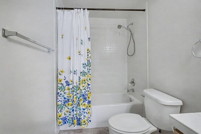 Building Photo - 1655 N Humboldt St