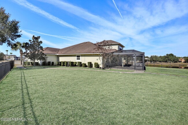 Building Photo - 260 S Bellagio Dr