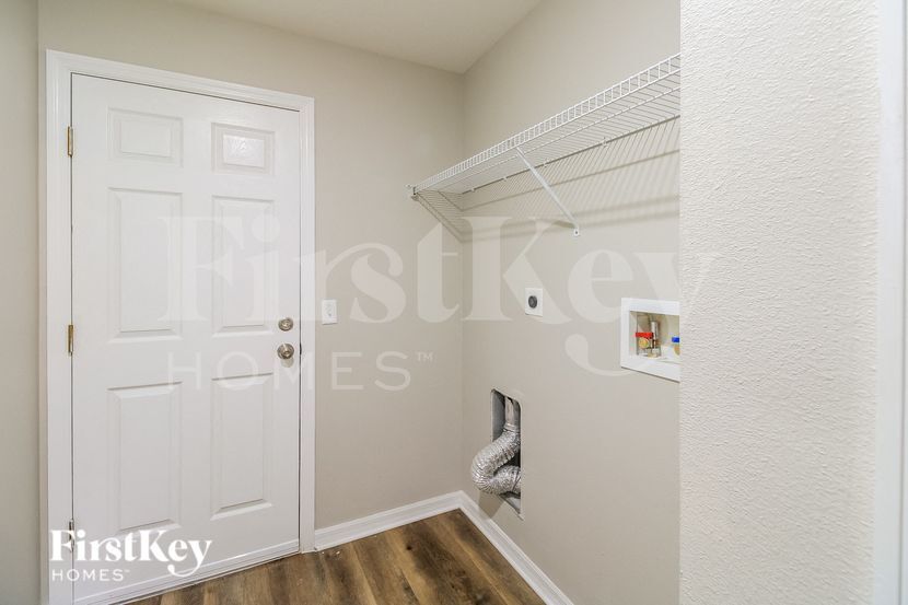 Building Photo - 4 Ritchie Pl