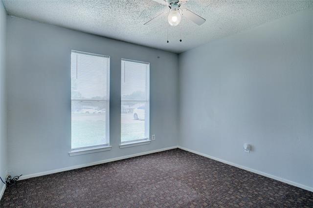 Building Photo - 202 Pine Meadow Dr