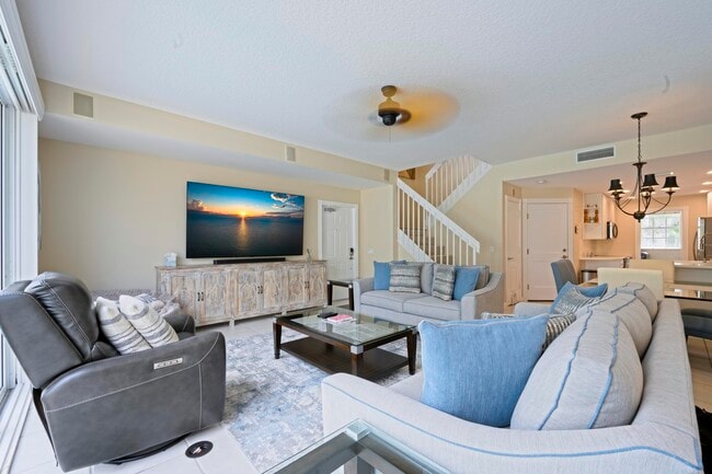 Building Photo - 435 Capistrano Dr
