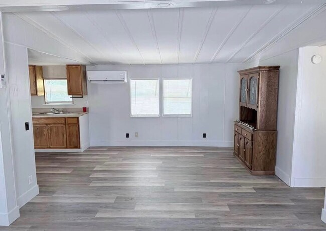Building Photo - 20504 Spanish Ln