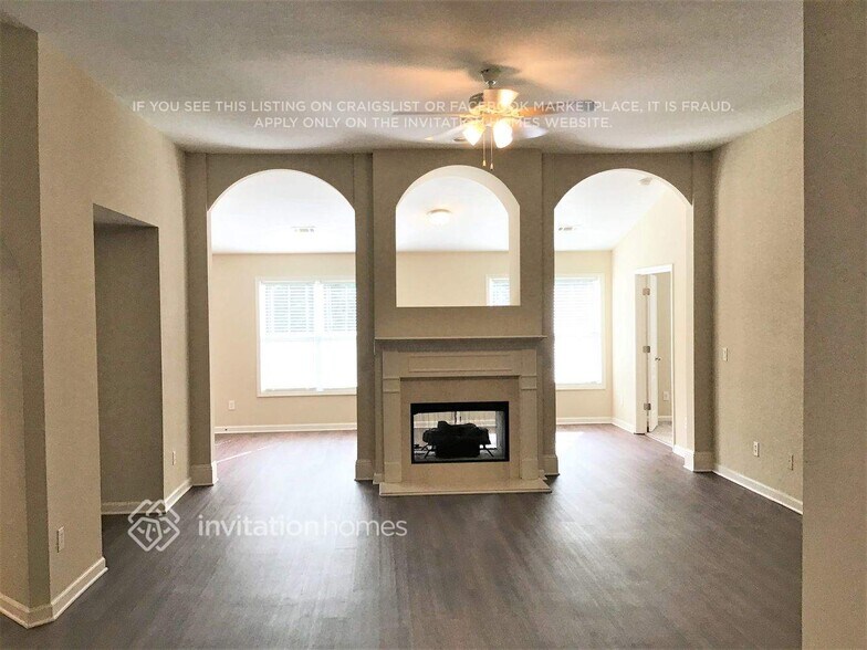 Building Photo - 1843 Jameson Cir NE