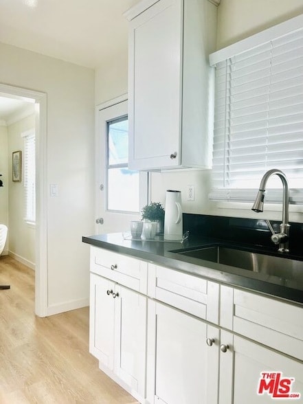 Building Photo - 1843 Normandie Ave