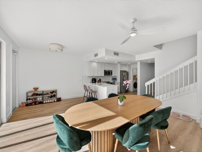 Building Photo - 2785 E Community Dr