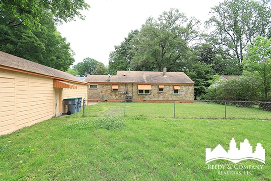 Building Photo - 3123 Signal St