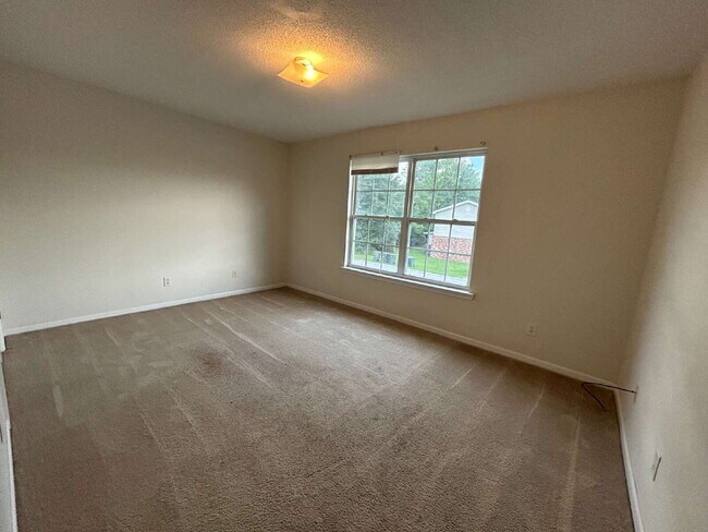 Building Photo - Apartment for Rent