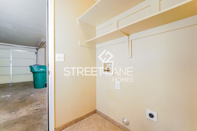 Building Photo - NOW REDUCED!