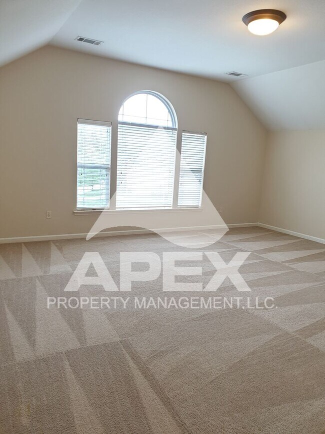 Building Photo - Beautiful 4 Bd/2.5 Ba  Single Family home w/Bonus loft in West Knoxville/Hardin Valley!