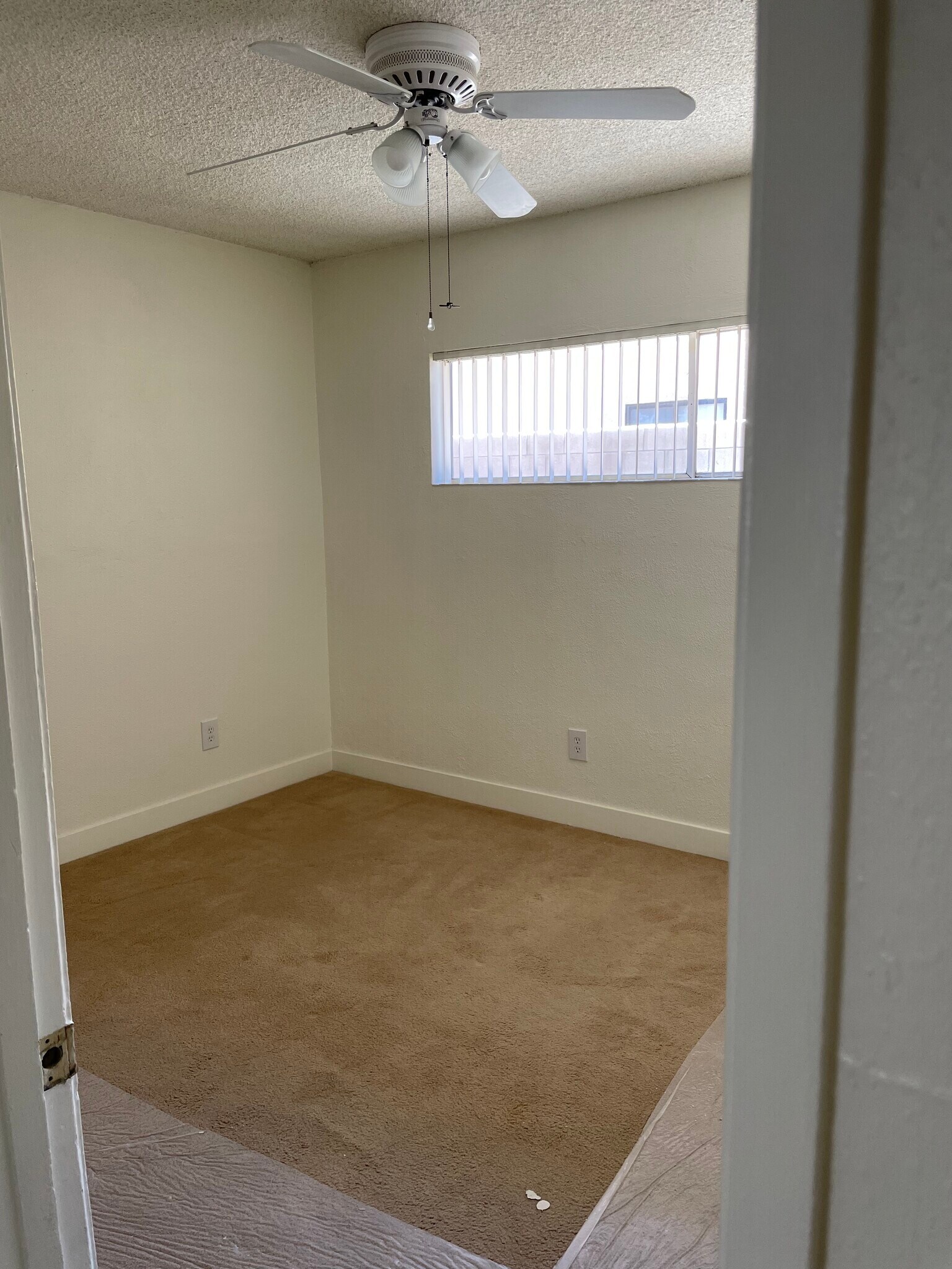 Bed 1 - 68080 Durango Rd