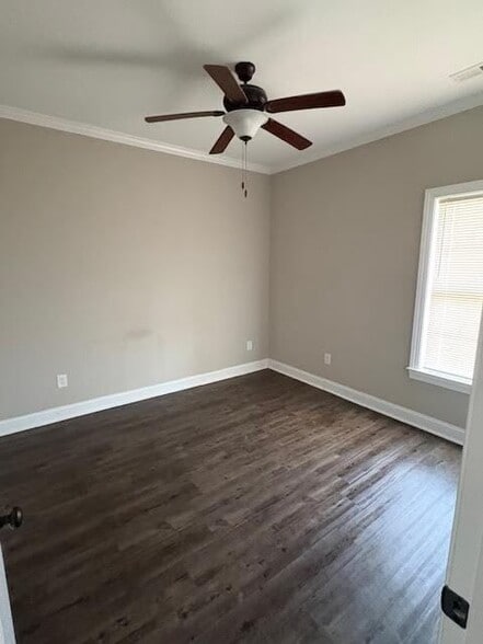 Building Photo - 2201 Brookville Dr