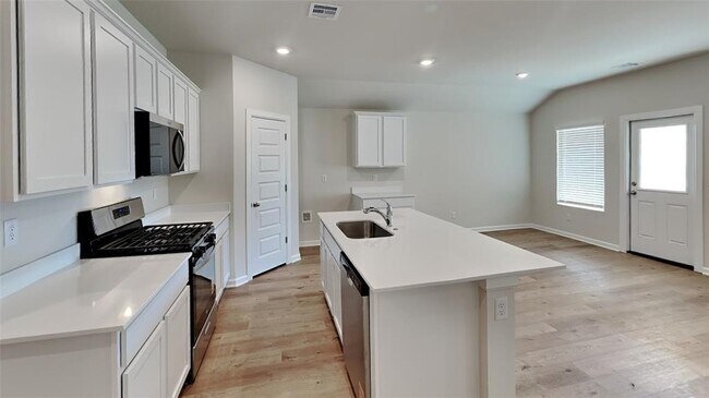 Building Photo - 16209 Cherokee Trl