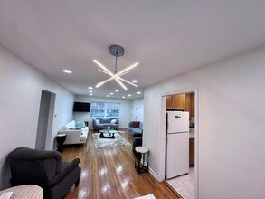 Building Photo - 2126 Harwitch Rd