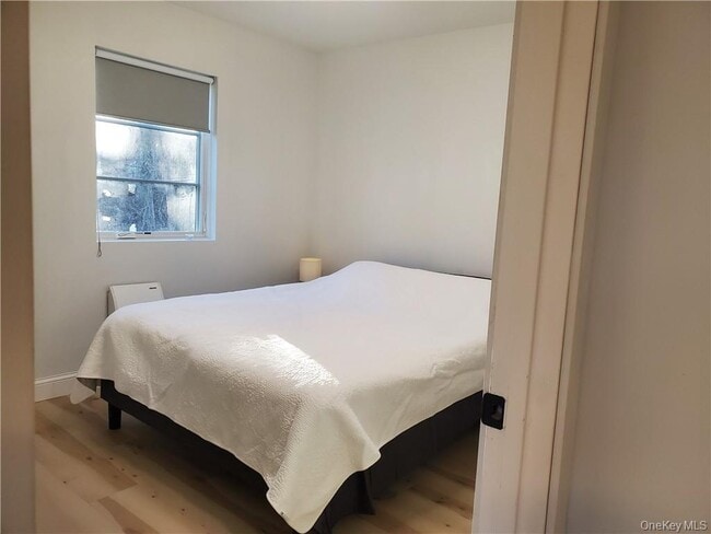 Building Photo - 44 Dellenbaugh Rd