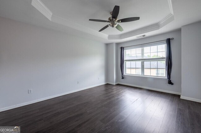 Building Photo - 7702 Parkside Dr