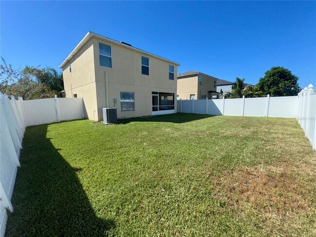 Building Photo - 2120 Song Sparrow Ct