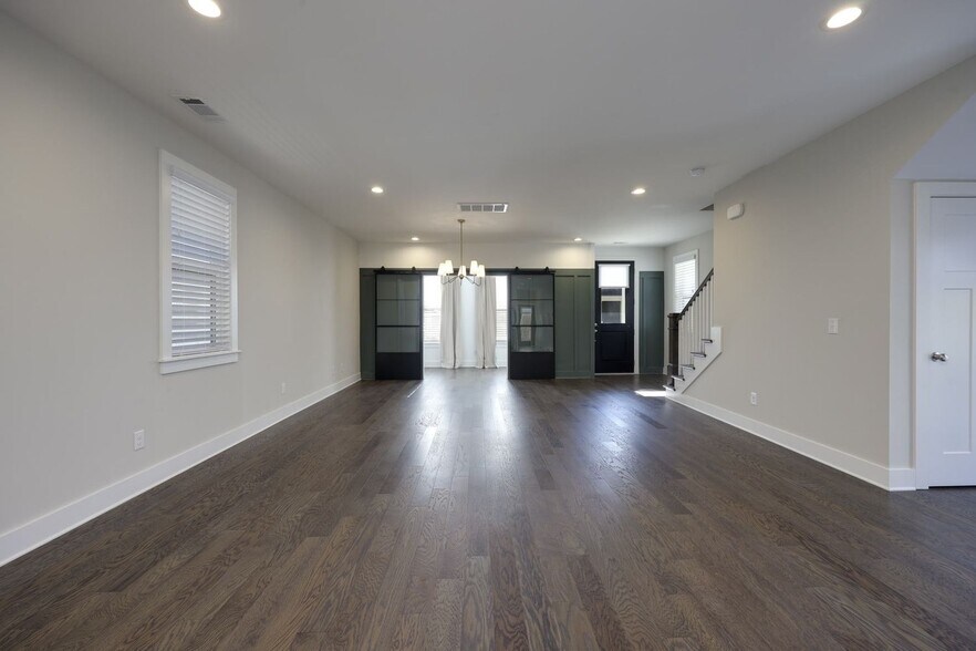 Building Photo - 726 Mill Creek Meadow Dr