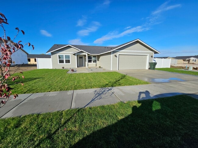 Building Photo - BOARDMAN'S FINEST BRAND NEW HOME