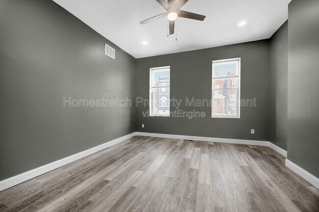 Building Photo - 3833 Oregon Ave