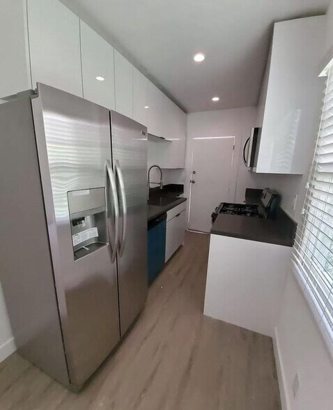 Building Photo - 1836 10th St