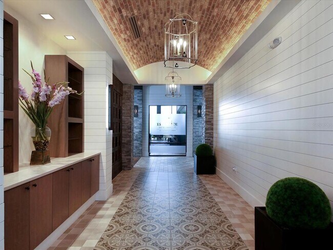 Building Photo - 13604 Messina Loop