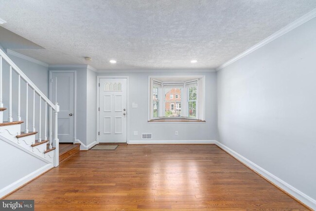 Building Photo - 8321 Byington Rd