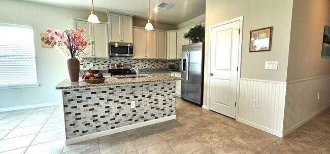 Building Photo - OOH-LA-LA ! Vero Beach Rentals. Vero Beach Rent, LLC and Property Management Company