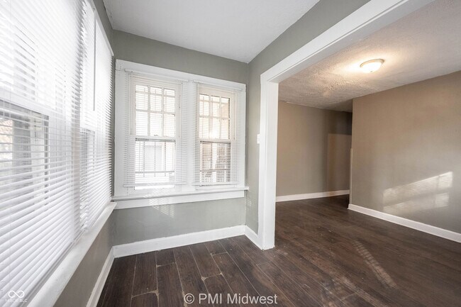 Building Photo - 1344 Burdsal Pkwy