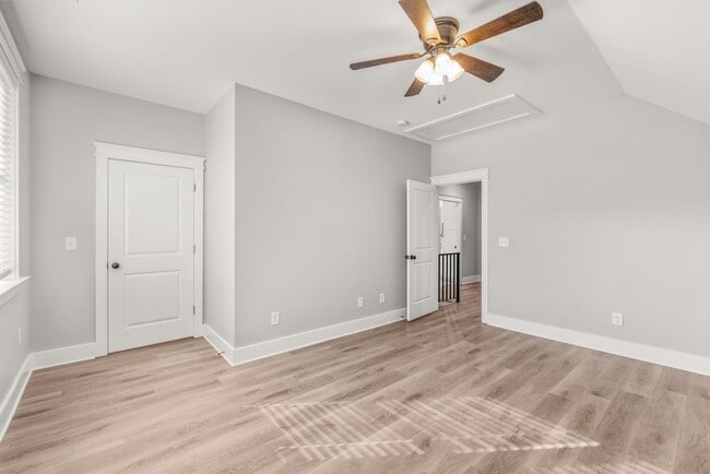 Building Photo - Beautiful Home with a Backyard Deck in Bid...