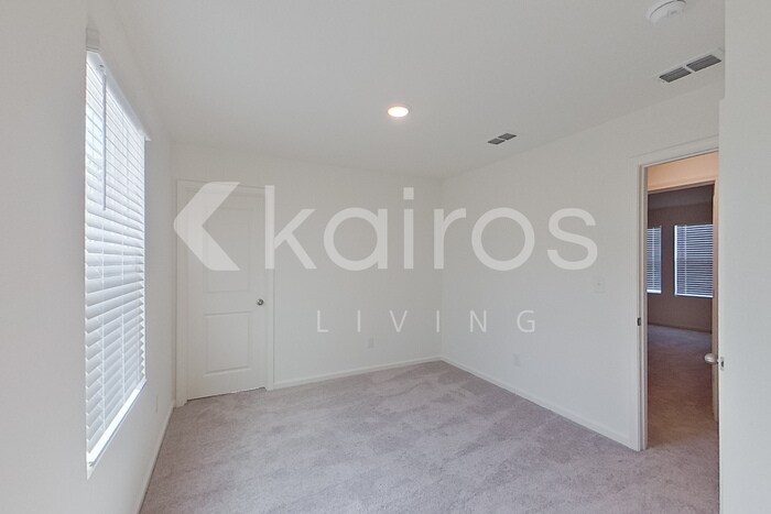 Building Photo - 634 Muster Fld Ct