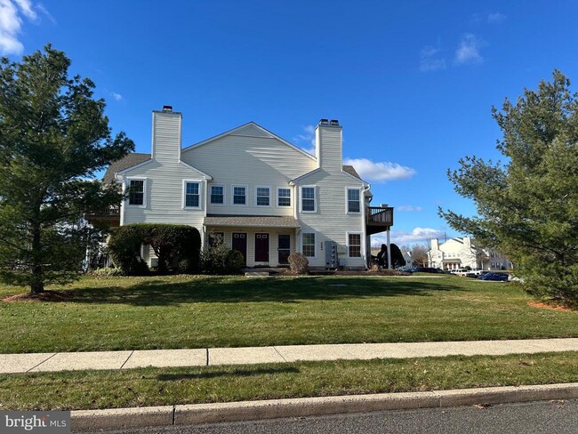 Building Photo - 9 Wagon Wheel Rd