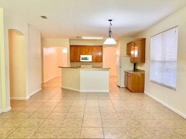 Building Photo - 705 Ravenshill Way