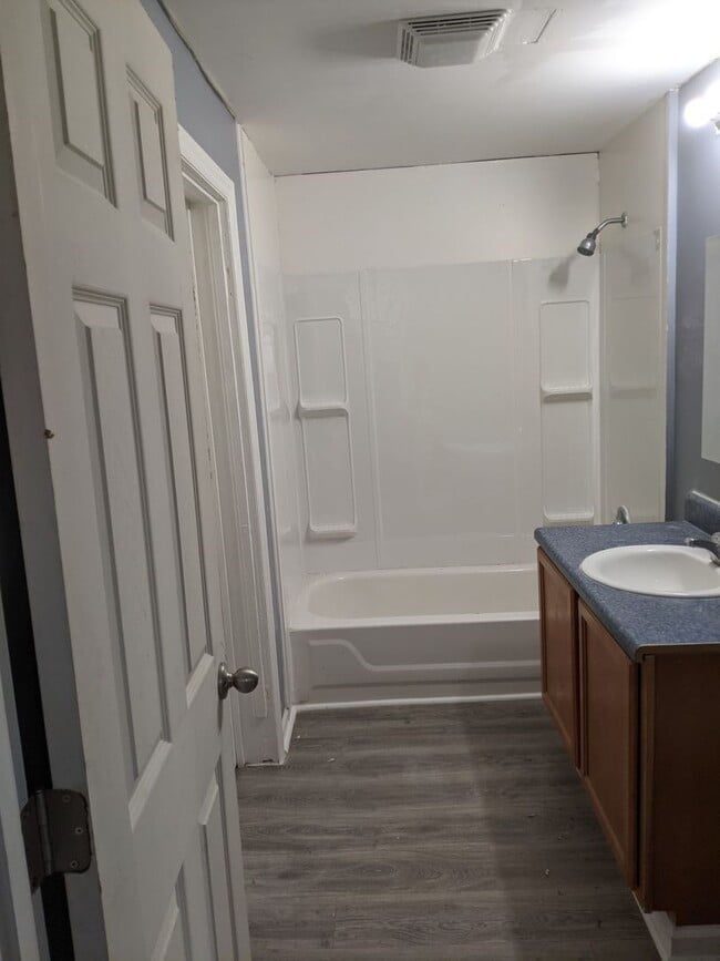 Building Photo - Morrow Laurens