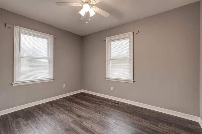 Building Photo - 421 sharpe st woodruff sc