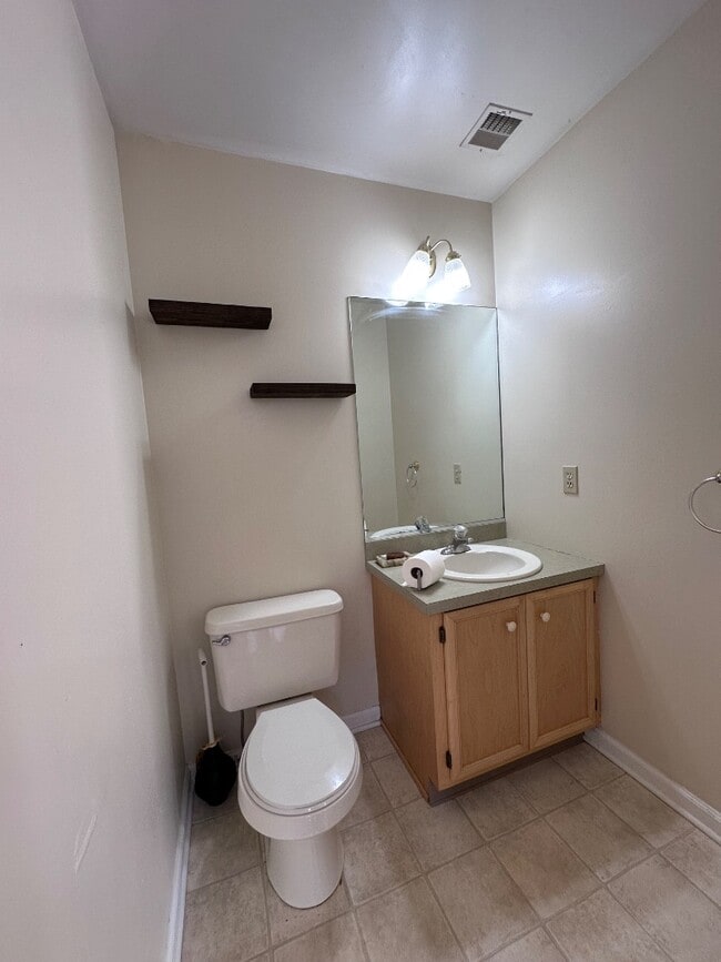 Building Photo - 11 Sand Hollow Dr