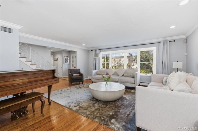 Building Photo - 1495 Bay Blvd