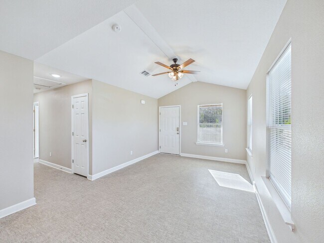 Building Photo - 4619 Foster St