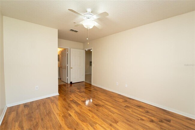Building Photo - 6554 Swissco Dr