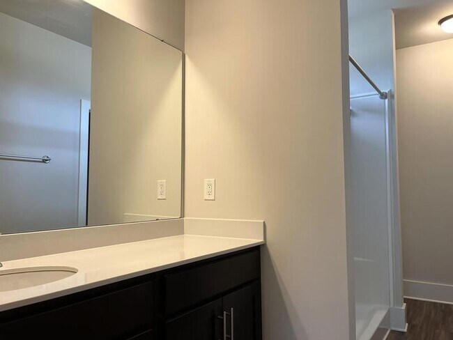 Building Photo - 154 Fernhill Dr NW