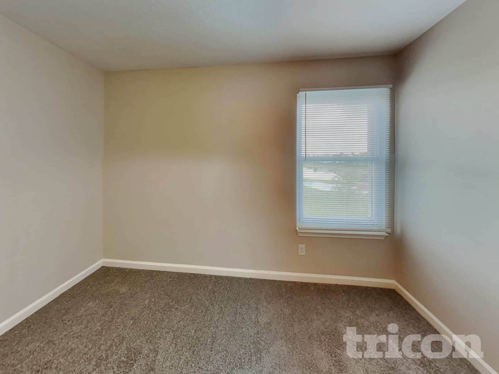 Building Photo - 7538 Mather Ln