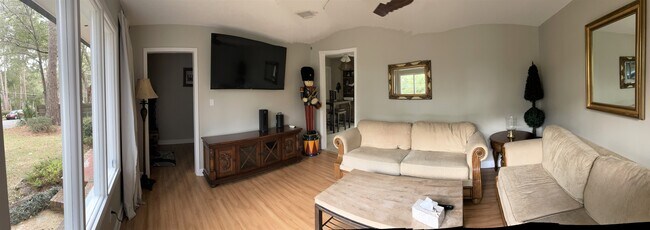 Building Photo - 1803 Salmon Dr