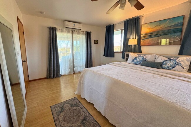 Building Photo - Furnished 3Bed/2Bath Turnkey with Scenic Views and Included Amenities.