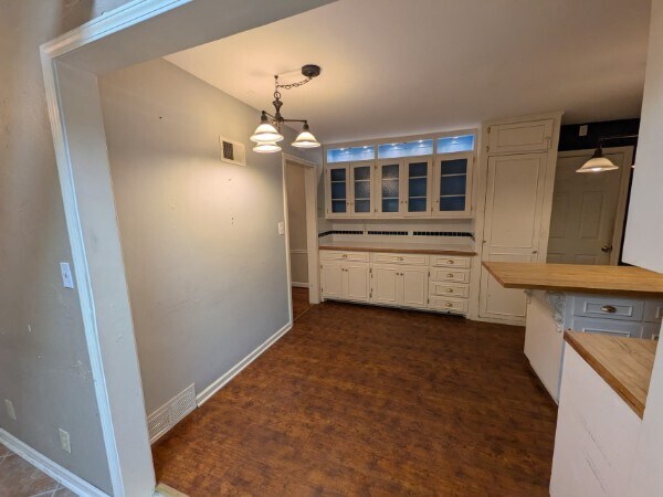 Kitchen Eat-in Area - 4515 West 72nd Terrace