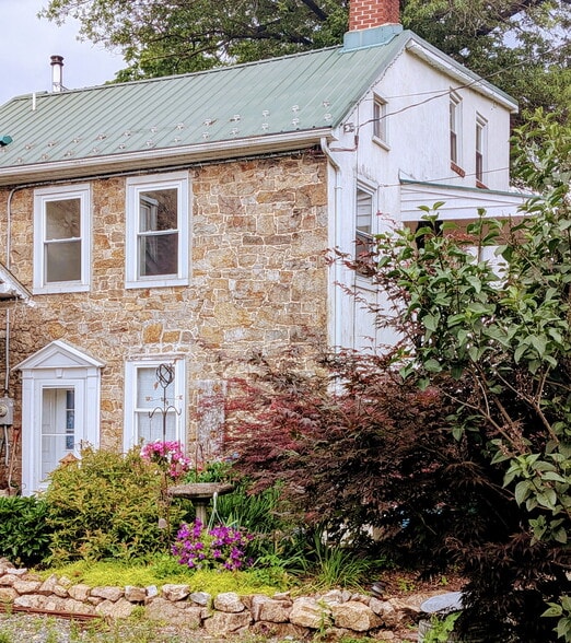 Primary Photo - 1009 Reading Ave